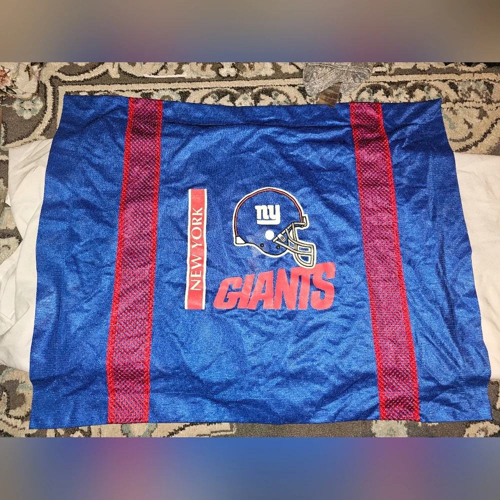 2 NY GIANTS Pillowcases